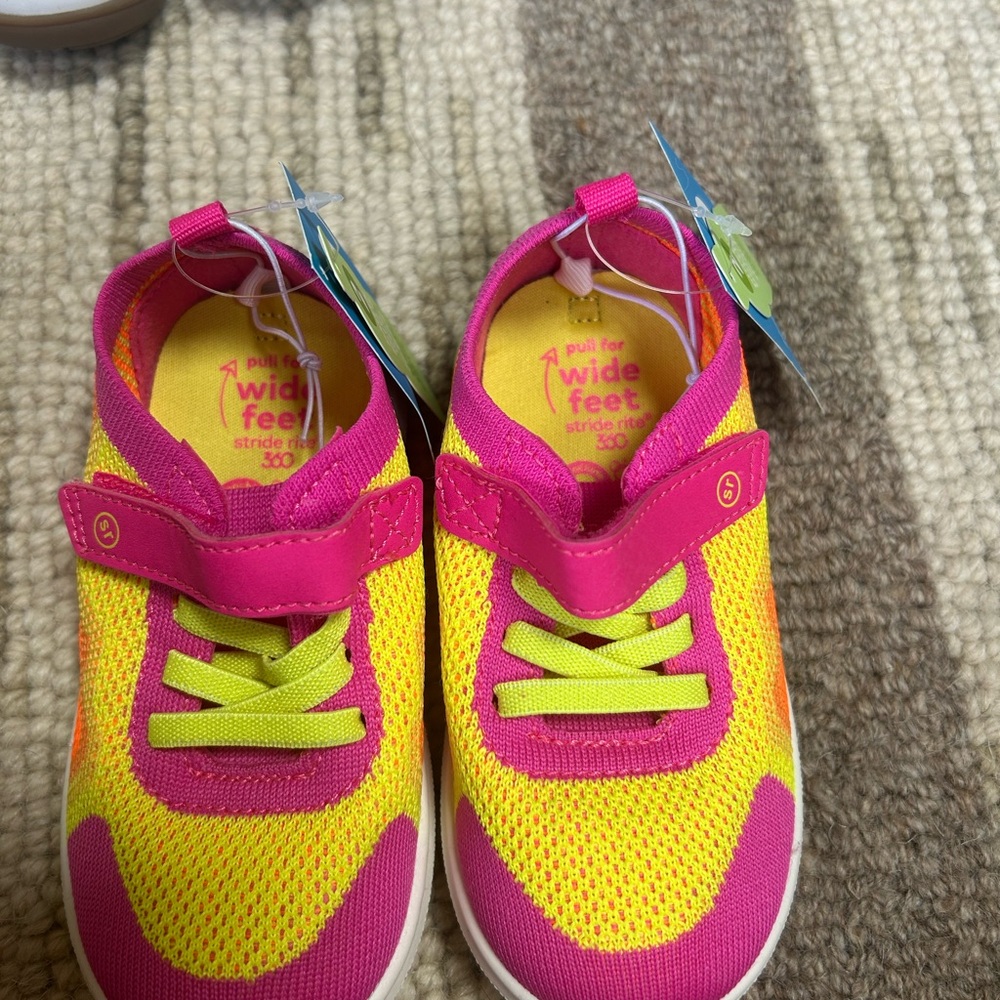 Stride Rite Aseel Vibrant Pink and Yellow Kids' Sneakers size 7